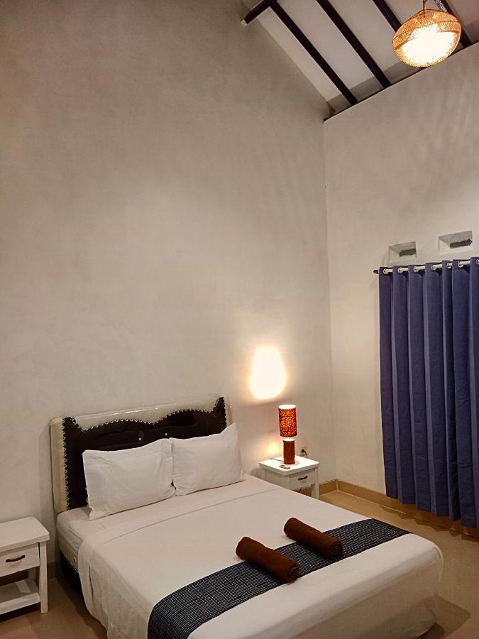 Homestay Singon Lombok And Surf Selong Belanak
